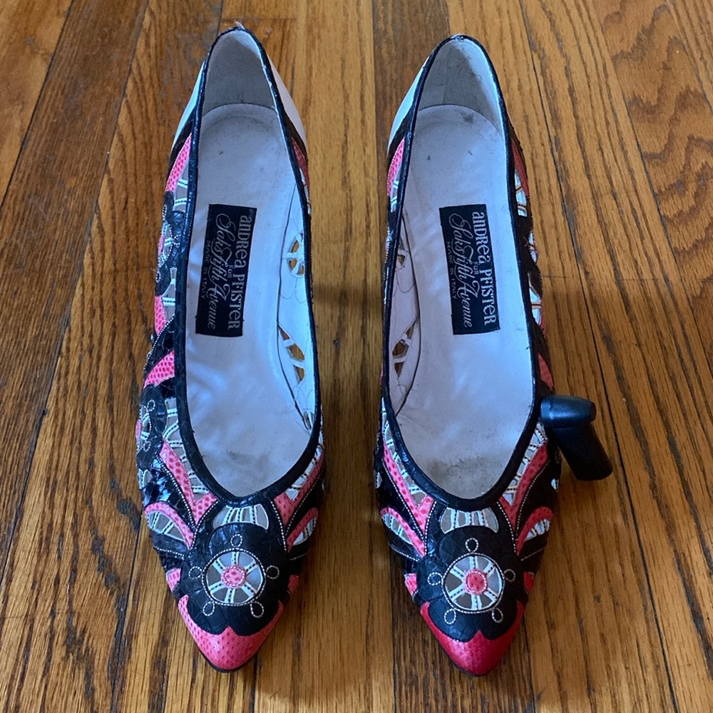 Vintage Andrea Pfister Saks Fifth Avenue Ornate Snake Cutout Pumps